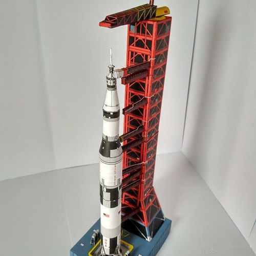 1:300 skala USS Saturn V rakie – Model Kit Uss Iowa recenzja i cena