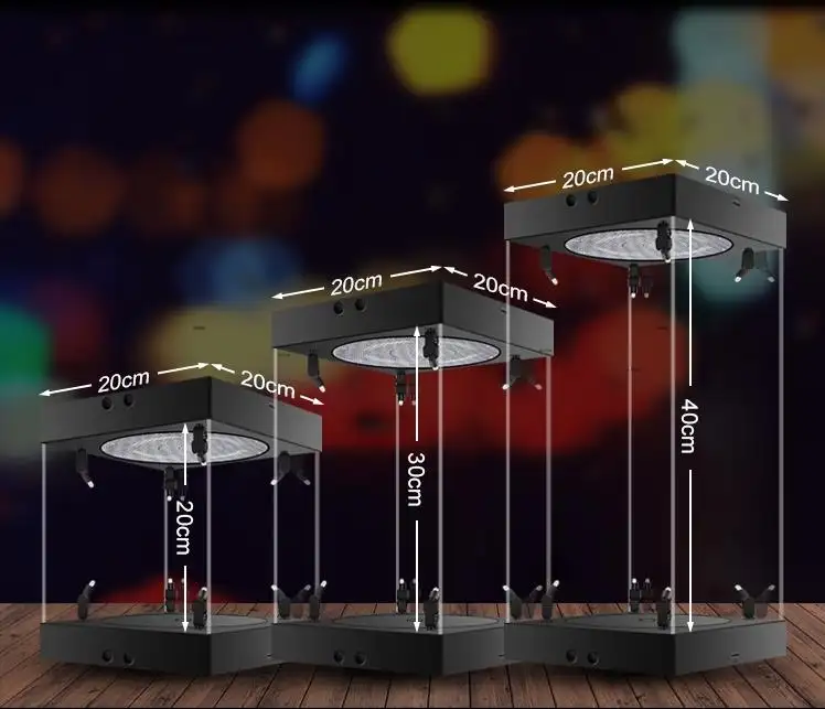 Obrotowa gablota z oświetlenie – Model Kit Display Case recenzja i cena