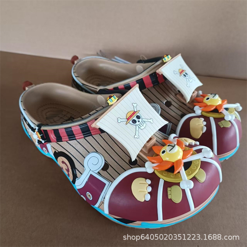 Klapki z nadrukiem statek Thou – Model Kit Thousand Sunny recenzja i cena